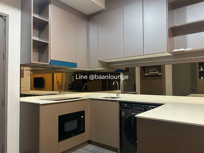 picture Corner unit with panoramic city view and bathtub at IDEO Sukhumvit - Rama 4. 60 sq.m. - 10/10