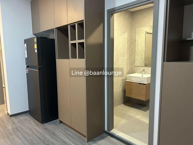 picture Corner unit with panoramic city view and bathtub at IDEO Sukhumvit - Rama 4. 60 sq.m. - 7/10
