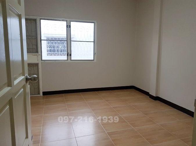 รูป ให้เช่าทาวน์เฮาส์ 2 ชั้น ลาดพร้าว 87 ใกล้ถนนลาดพร้าว พร้อมอยู่  - รูปที่ 3/10