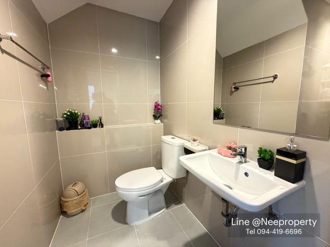 รูป ขายทาวน์โฮมอิสระ ต่อเติมพร้อมอยู่ หมู่บ้านเสนา วิลเลจ รามอินทรา กม.9 - รูปที่ 12/18