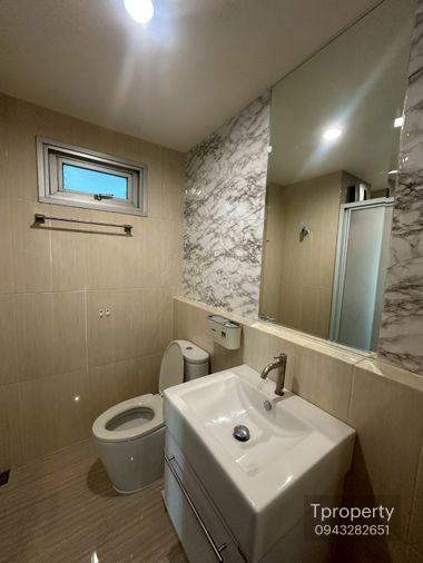 รูป T1531 คอนโดให้เช่า Life Ratchadapisek (ไลฟ์ รัชดาภิเษก) ห้องสวย เฟอร์ครบ ราคาพิเศษ - รูปที่ 11/18