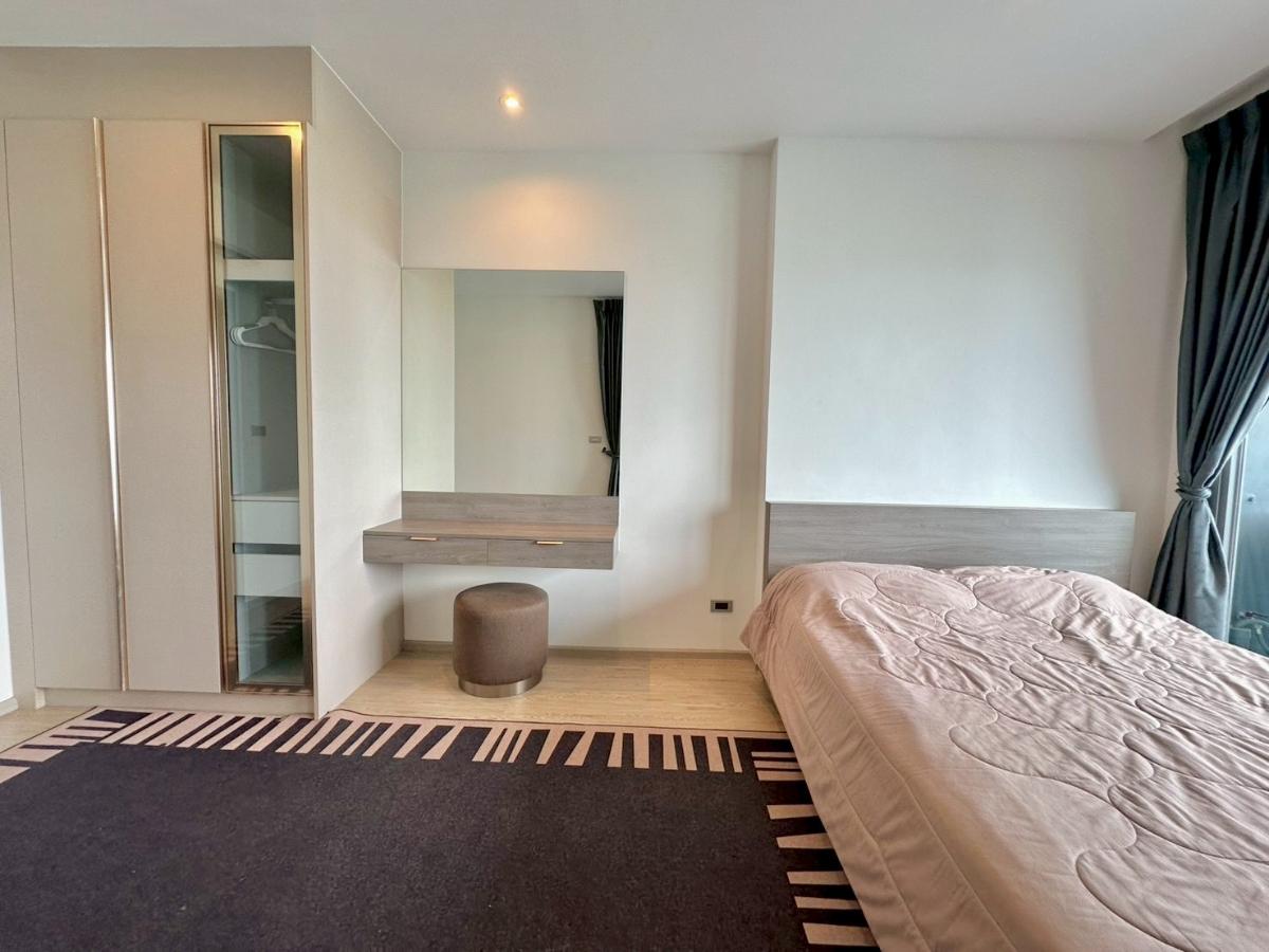 picture The Symphony: 1 bedroom, 47 sq m, 22nd floor, sea view, ready to move in, spacious balcony, comfortable living. - 8/21