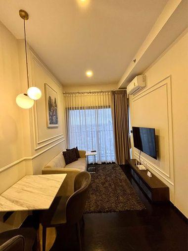 รูป Park Origin Thonglor ปล่อยเช่า ห้องตกแต่งโทนขาว เฟอร์นิเจอร์ครบ 1 ห้องนอน 1 ห้องน้ำ พร้อมเข้าอยู่ - รูปที่ 1/8