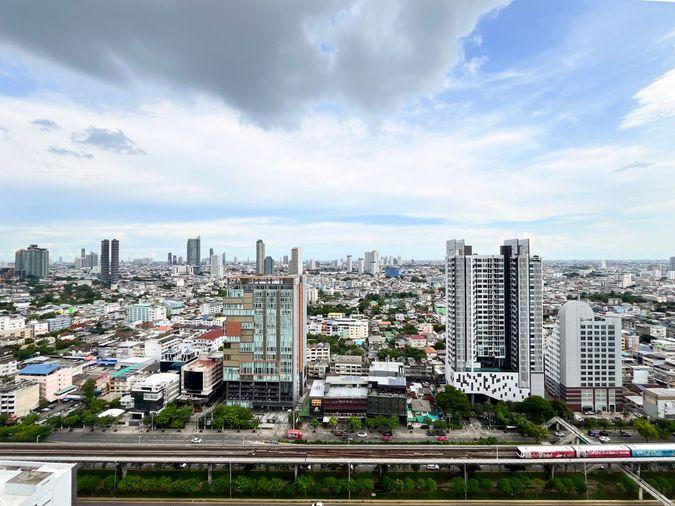 รูป วิวโล่ง Nye by sansiri ใกล้ ICONSIAM  ชั้น 21-50 ขนาด 70 ตร.ม.  - รูปที่ 27/35