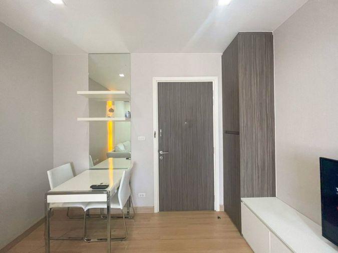 รูป T1532 คอนโดให้เช่า Urbano Absolute Sathon - Taksin (เออร์บาโน่ แอบโซลูท สาทร-ตากสิน) ห้องสวย เฟอร์ครบ ราคาพิเศษ  - รูปที่ 6/9