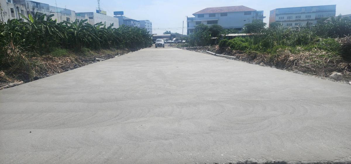 picture 🎋 Land for Sale in a Prime Location, Opposite Chollada Hospital - 3/5
