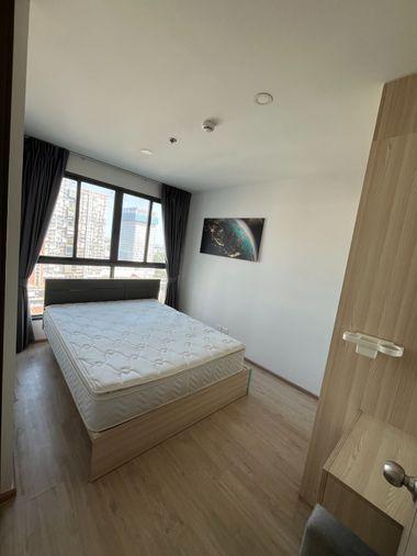 รูป ไอดีโอ โอทู | ชั้นสูง 22nd ชั้น 2BR 2BA ใน Quiet Tower C (ต่ำกว่ามูลค่าตลาด 500,000!) 4,500,000 บาท - รูปที่ 3/10