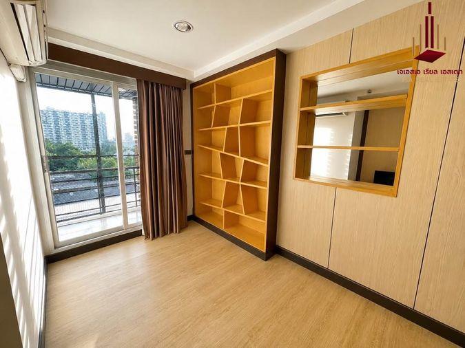 picture ✨ For Sale : Resorta Yen-Akat Condo ✨ 💰 Only 2,450,000 THB - 2/10