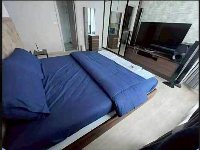 picture rent Capital Ekkamai. 4bed 200sqm. Private lift! Line id: @pfagent - 7/16