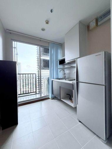 รูป 🔥 The Base Sukhumvit 77 ห้องสวย ชั้น 35 วิวเมือง ใกล้ BTS อ่อนนุช เพียง 15,000 บาท/เดือน พร้อมเข้าอยู่! 🌆🚆 - รูปที่ 8/9