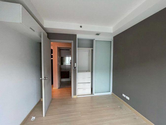 รูป Call : 091-949-9463 Condo Thru Thonglor (ขายต่ำกว่าราคาตลาดเยอะ เพียง 2.2 ลบ.) ห้อง 36 ตารางเมตร 1 ห้องนอน ชั้น4 พร้อมเข้าอยู่ - รูปที่ 1/11