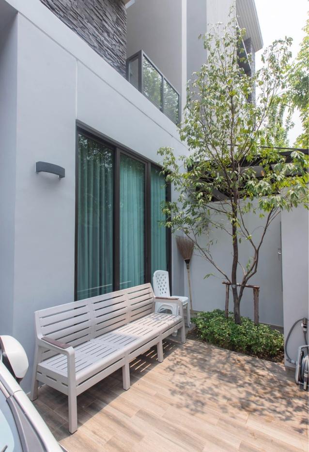 รูป ให้เช่า 🔥 Baan Klang Muang Classe Ekkamai-Ramintra 🔥 4 ห้องนอน 4 ห้องน้ำ ตกแต่งพร้อมอยู่ - รูปที่ 4/11