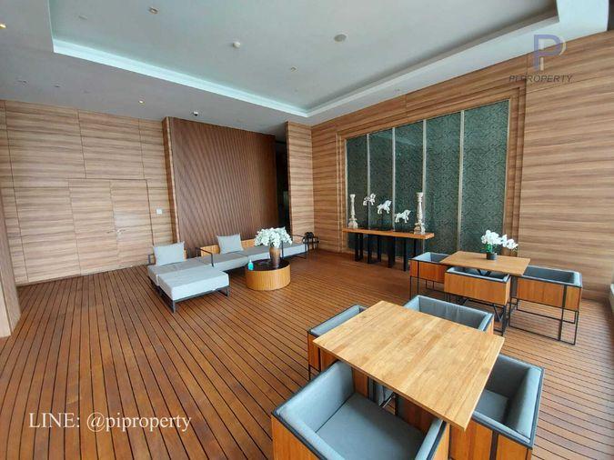 รูป ให้เช่าห้องชุด 1 ห้องนอน ตกแต่งครบครัน ที่ Esse Asoke พร้อมเข้าอยู่ได้ทันที ทำเลดีเยี่ยมในย่านอโศก ใกล้รถไฟฟ้า BTS และ MRT - รูปที่ 15/22