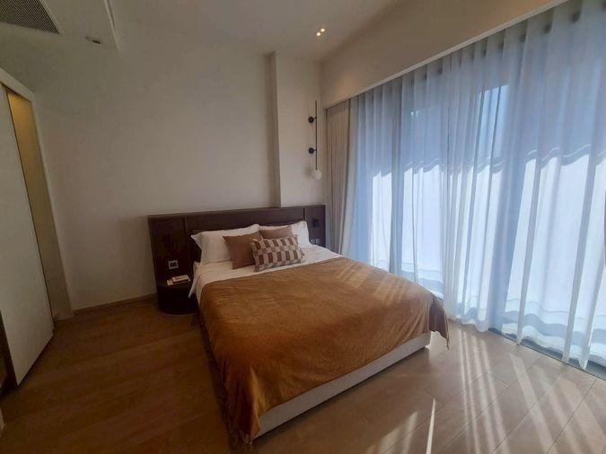 รูป The Strand Thonglor ขายพร้อมเฟอร์ ลงทะเบียนเยี่ยมชมโครงการ 2 Bedrooms 2 Bathrooms 90 sq.m.   - รูปที่ 7/10
