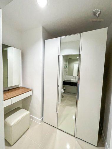 picture IDEO Mix Sukhumvit 103 | ð Near BTS Udom Suk, prime location right next to the skytrain (0 meters). #MKT - 2/12