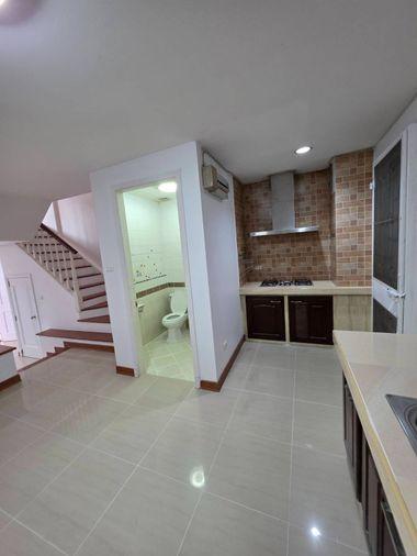 picture Available for immediate rent🔥🔥 Plus City Park Village, Ekkamai-Ramintra, Soi Nuanchan. - 11/42