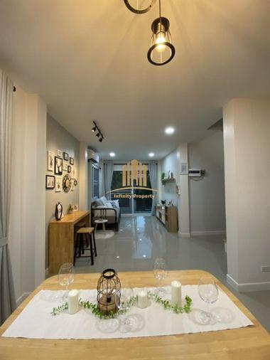รูป 🏡✨ ให้เช่าบ้านเดี่ยว 2 ชั้น ตกแต่งใหม่ พร้อมเข้าอยู่ | รัชดาภิเษก | เดินทางสะดวก เชื่อมต่อหลายเส้นทาง 🌿 - รูปที่ 6/11