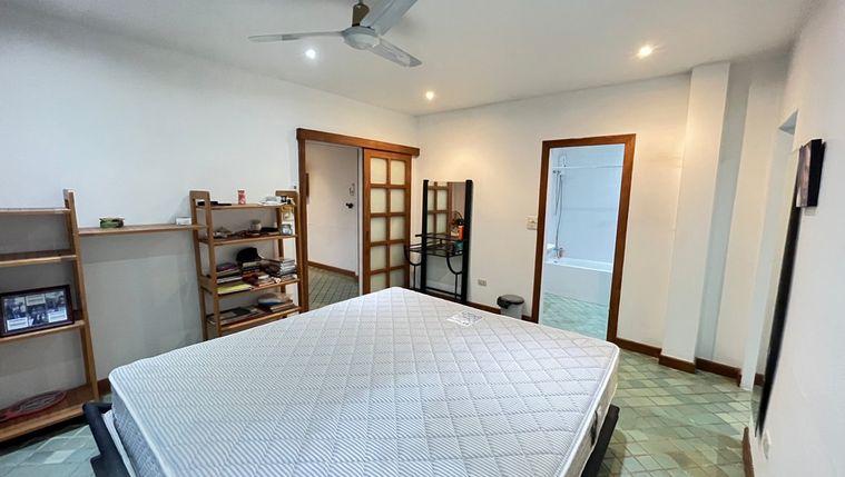 picture Call : 063-296-5696 Phon Phailin Village, Townhouse corner unit 3 stories 36 sq.wa 3 Beds 3 Baths - 10/14