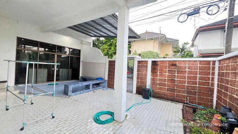 picture Call : 063-296-5696 Phon Phailin Village, Townhouse corner unit 3 stories 36 sq.wa 3 Beds 3 Baths - 3/14