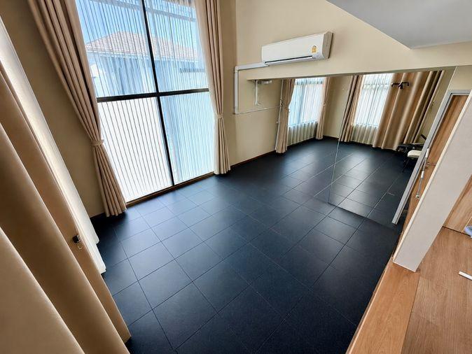 รูป ขายบ้านเดี่ยว 2 ชั้น ภัสสร วงแหวน–รามอินทรา บ้านเดี่ยวหลังมุม พื้นที่ 64.8 ตร.วา ฟังก์ชันครบ 4 ห้องนอน ใกล้ Fashion Island และรถไฟฟ้าสายสีชมพู - รูปที่ 4/9