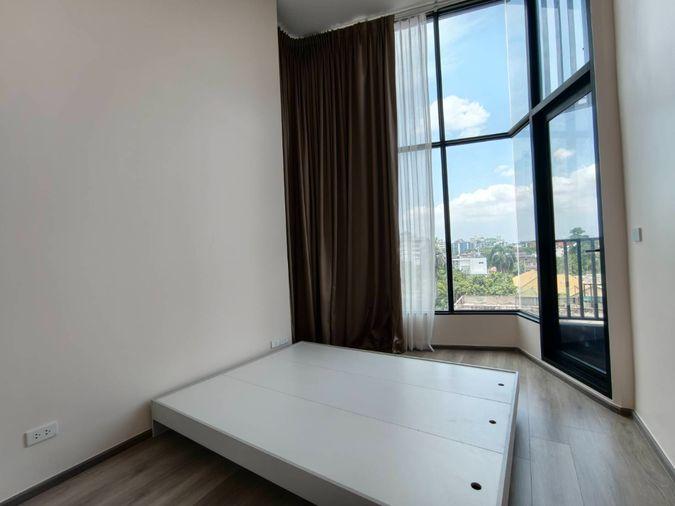 รูป ขายคอนโด Duplex 2 ห้องนอน เพดานสูง 4.2 เมตร | KnightsBridge Space สุขุมวิท–พระราม 4 ใกล้ BTS พระโขนง  MK-02 line @livingbkk  - รูปที่ 1/17
