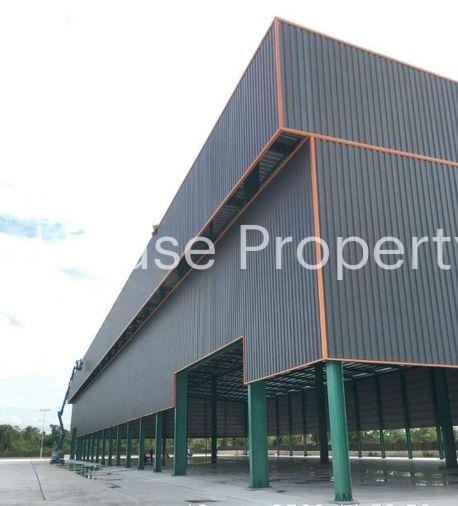 picture Land for sale with warehouse and buildings in Sriracha, Chonburi. High potential location. - 1/5
