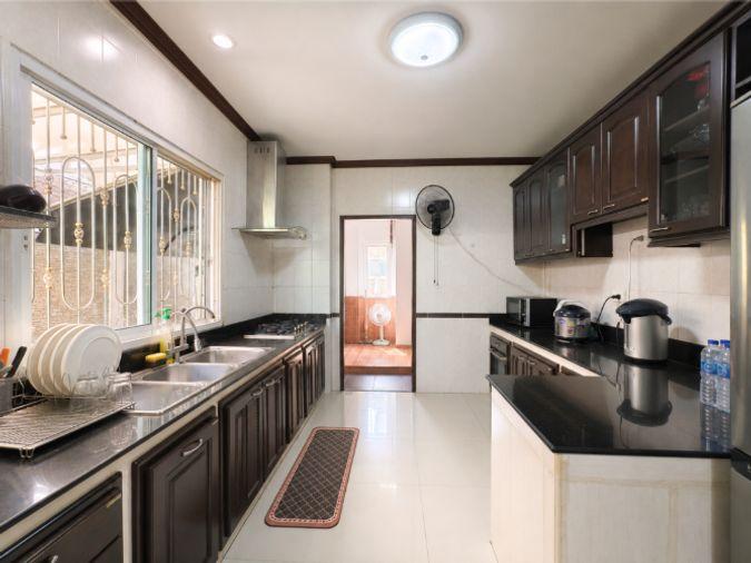 รูป ขาย บ้านเดี่ยว ร่มรื่น บรรยากาศเหมือนรีสอร์ท ติดถนนหลักของหมุ่บ้าน Natural Ville ร่มเกล้า 3 ห้องนอน 4 ห้องน้ำ 175 ตร.ว.  - รูปที่ 14/34