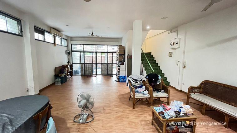 picture Call : 063-296-5696 Phon Phailin Village, Townhouse corner unit 3 stories 36 sq.wa 3 Beds 3 Baths - 4/14