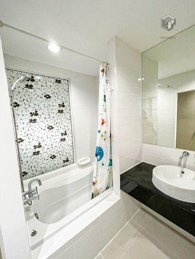 picture IDEO Mix Sukhumvit 103 | ð Near BTS Udom Suk, prime location right next to the skytrain (0 meters). #MKT - 5/12