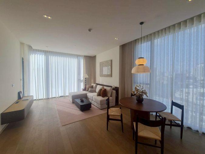 รูป The Strand Thonglor ขายพร้อมเฟอร์ ลงทะเบียนเยี่ยมชมโครงการ 2 Bedrooms 2 Bathrooms 90 sq.m.   - รูปที่ 3/10