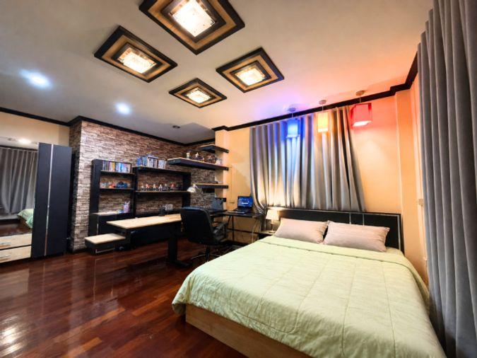 รูป ขาย บ้านเดี่ยว ร่มรื่น บรรยากาศเหมือนรีสอร์ท ติดถนนหลักของหมุ่บ้าน Natural Ville ร่มเกล้า 3 ห้องนอน 4 ห้องน้ำ 175 ตร.ว.  - รูปที่ 27/34