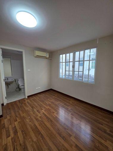 picture Available for immediate rent🔥🔥 Plus City Park Village, Ekkamai-Ramintra, Soi Nuanchan. - 22/42