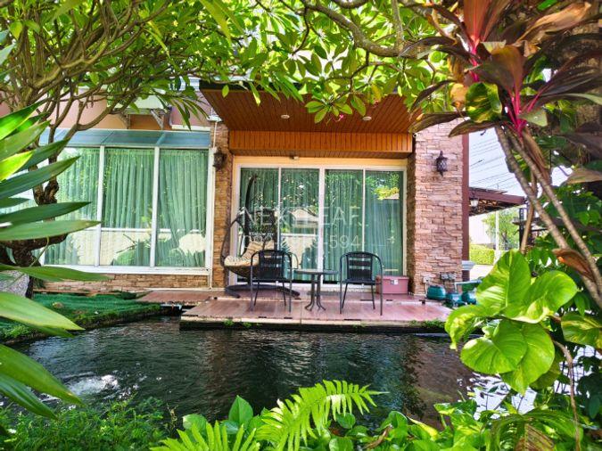 รูป ขาย บ้านเดี่ยว ร่มรื่น บรรยากาศเหมือนรีสอร์ท ติดถนนหลักของหมุ่บ้าน Natural Ville ร่มเกล้า 3 ห้องนอน 4 ห้องน้ำ 175 ตร.ว. - รูปที่ 7/34