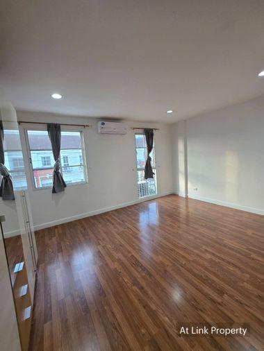 picture Available for immediate rent🔥🔥 Plus City Park Village, Ekkamai-Ramintra, Soi Nuanchan. - 32/42
