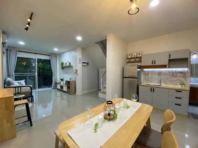 รูป 🏡✨ ให้เช่าบ้านเดี่ยว 2 ชั้น ตกแต่งใหม่ พร้อมเข้าอยู่ | รัชดาภิเษก | เดินทางสะดวก เชื่อมต่อหลายเส้นทาง 🌿 - รูปที่ 8/11