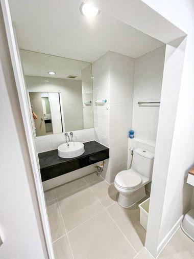 picture IDEO Mix Sukhumvit 103 | 🚝 Near BTS Udom Suk, prime location right next to the skytrain (0 meters). #MKT - 11/12