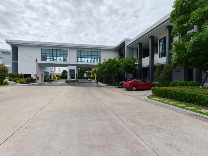 รูป ขายบ้านเดี่ยว เซนโทร ทวีวัฒนา เนื้อที่ 102.8 ตร.ว. พื้นที่ใช้สอย 320 ตร.ม. 4 นอน 5 น้ำ จอดรถ 4 คัน หลังใหญ่ ใกล้บรมราชชนนี เพชรเกษม กาญจนาภิเษก - รูปที่ 87/88