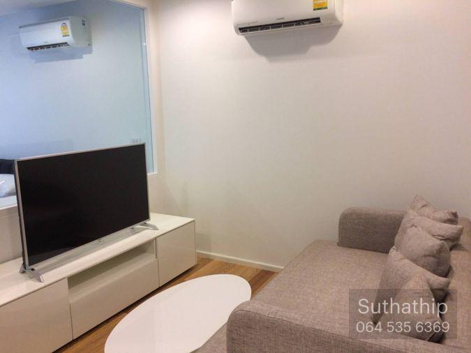 รูป คอนโดให้เช่า : 15 Sukhumvit Residences(15 สุขุมวิท เรสซิเดนซ์)((BTS Asoke) MK-02 line @livingbkk - รูปที่ 2/12