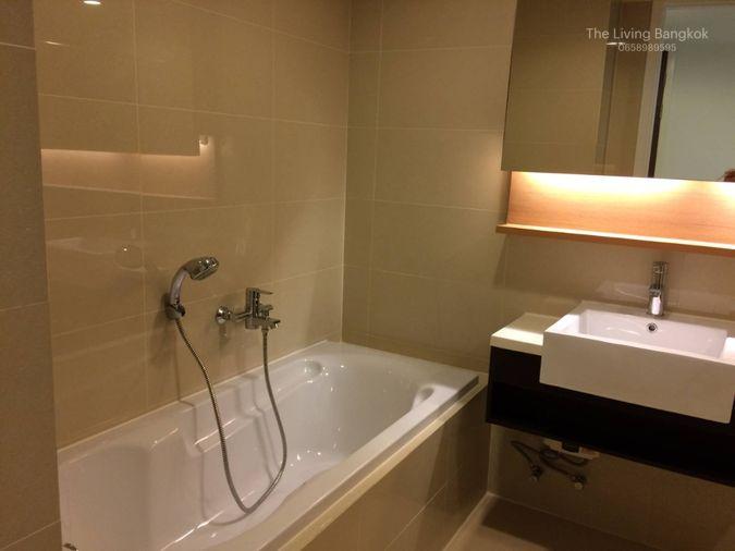 รูป คอนโดให้เช่า : 15 Sukhumvit Residences(15 สุขุมวิท เรสซิเดนซ์)((BTS Asoke) MK-02 line @livingbkk - รูปที่ 7/12
