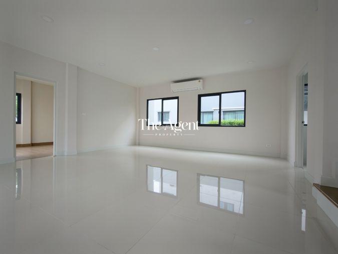 รูป ขายบ้านเดี่ยว เซนโทร ทวีวัฒนา เนื้อที่ 102.8 ตร.ว. พื้นที่ใช้สอย 320 ตร.ม. 4 นอน 5 น้ำ จอดรถ 4 คัน หลังใหญ่ ใกล้บรมราชชนนี เพชรเกษม กาญจนาภิเษก - รูปที่ 30/88