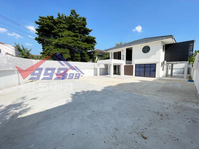 รูป ให้เช่าบ้านเดี่ยว หมู่บ้านชวนชื่นบางเขน | 6 ห้องนอน 255 ตร.ม. REF. 075HRK - รูปที่ 2/26