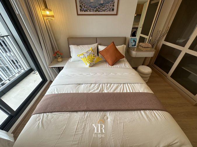 รูป Life Rama 4-Asoke ไฮไลท์ห้องนอนกว้างขวาง ติดระเบียงวิวเมืองโล่ง มีตู้เสื้อผ้าบิวท์อินบานกระจกใส 1 ห้องนอน 1 ห้องน้ำ - รูปที่ 14/19