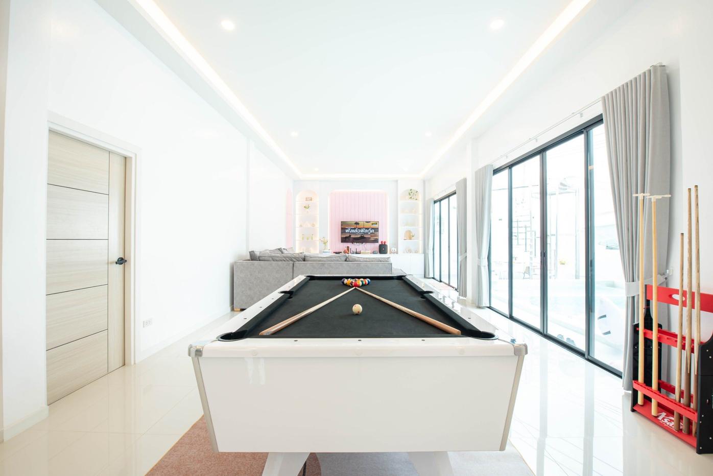 รูป Pool Villa for Rent Huay Yai Pattaya Fully Furnished - รูปที่ 4/9