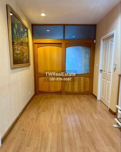 รูป ให้เช่าบ้านเดี่ยว 2 ชั้น Passorn Prestige Pattanakarn เฟอร์นิเจอร์ Built-in ทั้งหลัง พร้อมโซลาร์เซลล์และลิฟต์บันได ใกล้เอกมัย ทองหล่อ พระราม 9 - รูปที่ 35/48