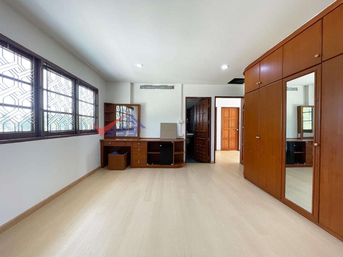 picture House for Rent - Chuan Chuen Bang Khen | 6 Bedrooms 255 sq.m. REF. 075HRK - 13/26