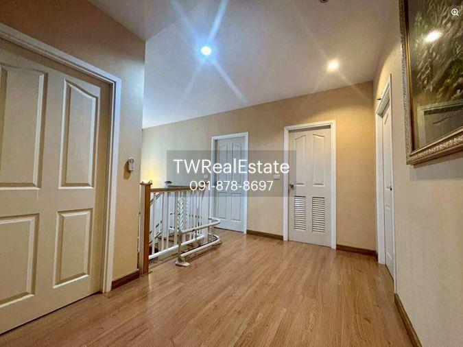 รูป ให้เช่าบ้านเดี่ยว 2 ชั้น Passorn Prestige Pattanakarn เฟอร์นิเจอร์ Built-in ทั้งหลัง พร้อมโซลาร์เซลล์และลิฟต์บันได ใกล้เอกมัย ทองหล่อ พระราม 9 - รูปที่ 33/48