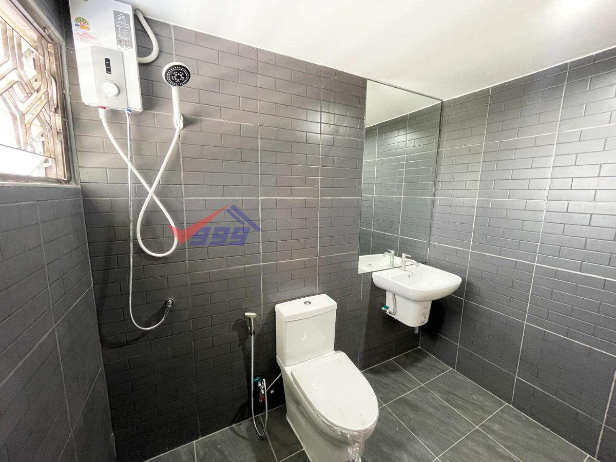 picture House for Rent - Chuan Chuen Bang Khen | 6 Bedrooms 255 sq.m. REF. 075HRK - 19/26