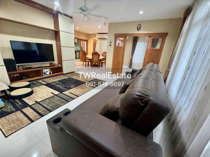 รูป ให้เช่าบ้านเดี่ยว 2 ชั้น Passorn Prestige Pattanakarn เฟอร์นิเจอร์ Built-in ทั้งหลัง พร้อมโซลาร์เซลล์และลิฟต์บันได ใกล้เอกมัย ทองหล่อ พระราม 9 - รูปที่ 4/48