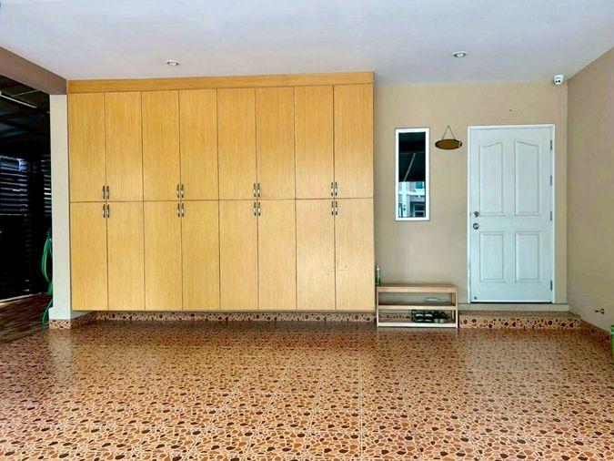 รูป ให้เช่าบ้านเดี่ยว 2 ชั้น Passorn Prestige Pattanakarn เฟอร์นิเจอร์ Built-in ทั้งหลัง พร้อมโซลาร์เซลล์และลิฟต์บันได ใกล้เอกมัย ทองหล่อ พระราม 9 - รูปที่ 9/48