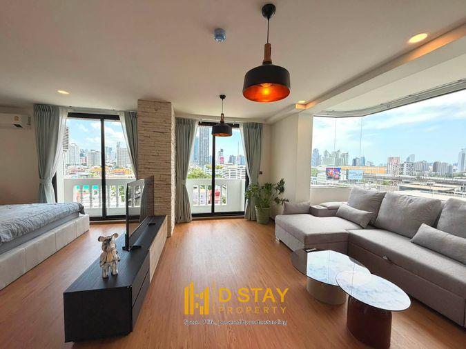 รูป Best Price ‼️ขาย J.C. Tower ห้องสวยมาก Studio ที่กว้างและน่าอยู่ วิวเมือง เฟอร์ครบ🔥DS3879 | Line @Dstay - รูปที่ 1/15